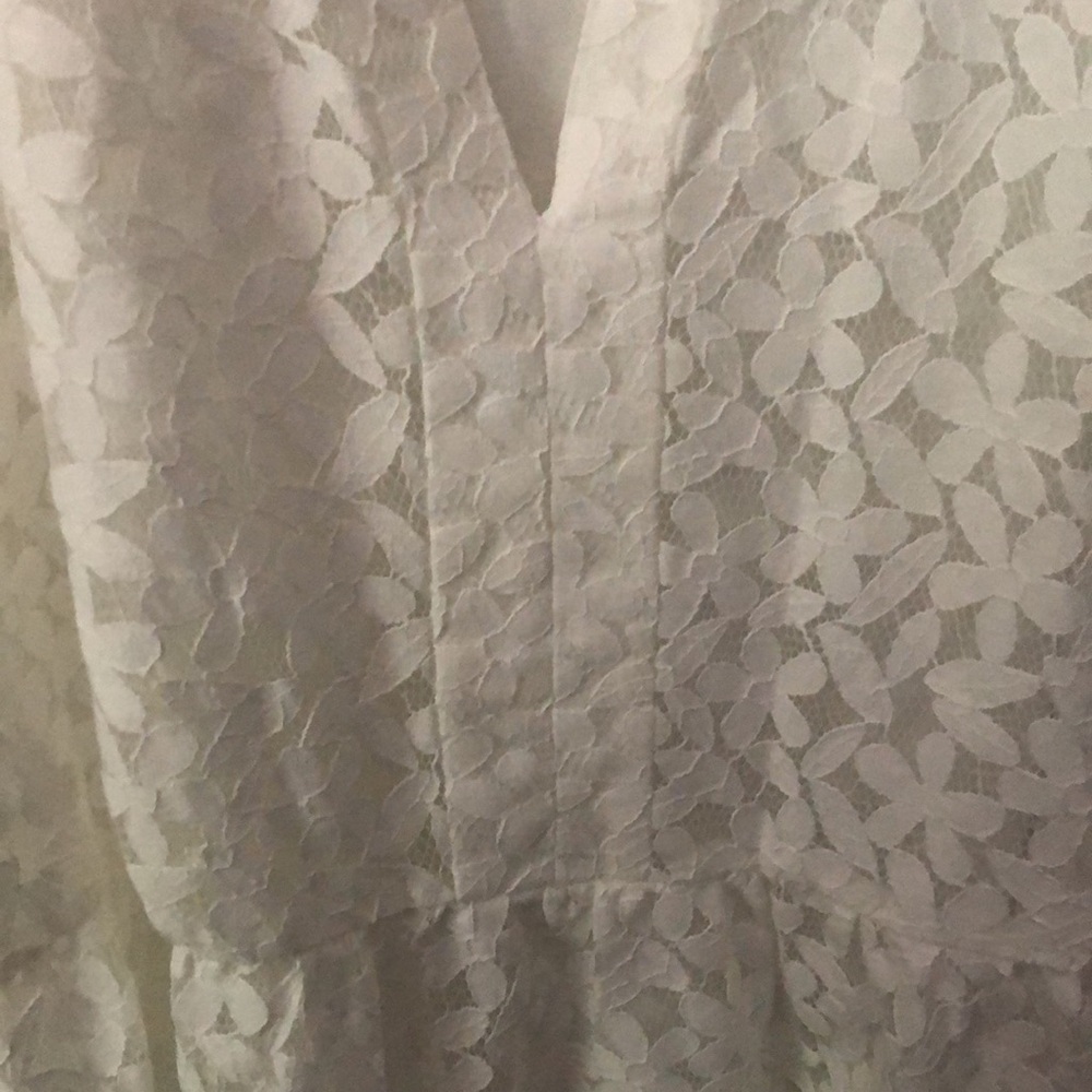 NWT CeCe Ivory Floral Lace Dress in size Small w/Mini Puff Sleeves & structure - Picture 5 of 8